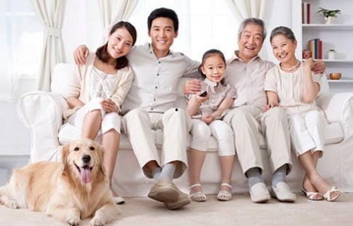 三代同堂,温馨家庭生活的和谐画卷